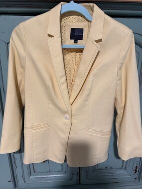 The Limited Pale Yellow Single-Button Blazer